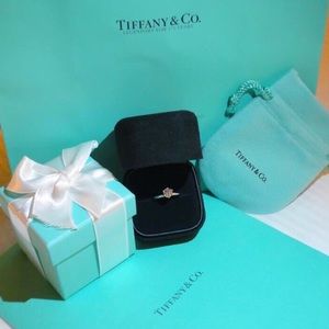 Tiffany’s & Co. Engagement Ring Presentation Set